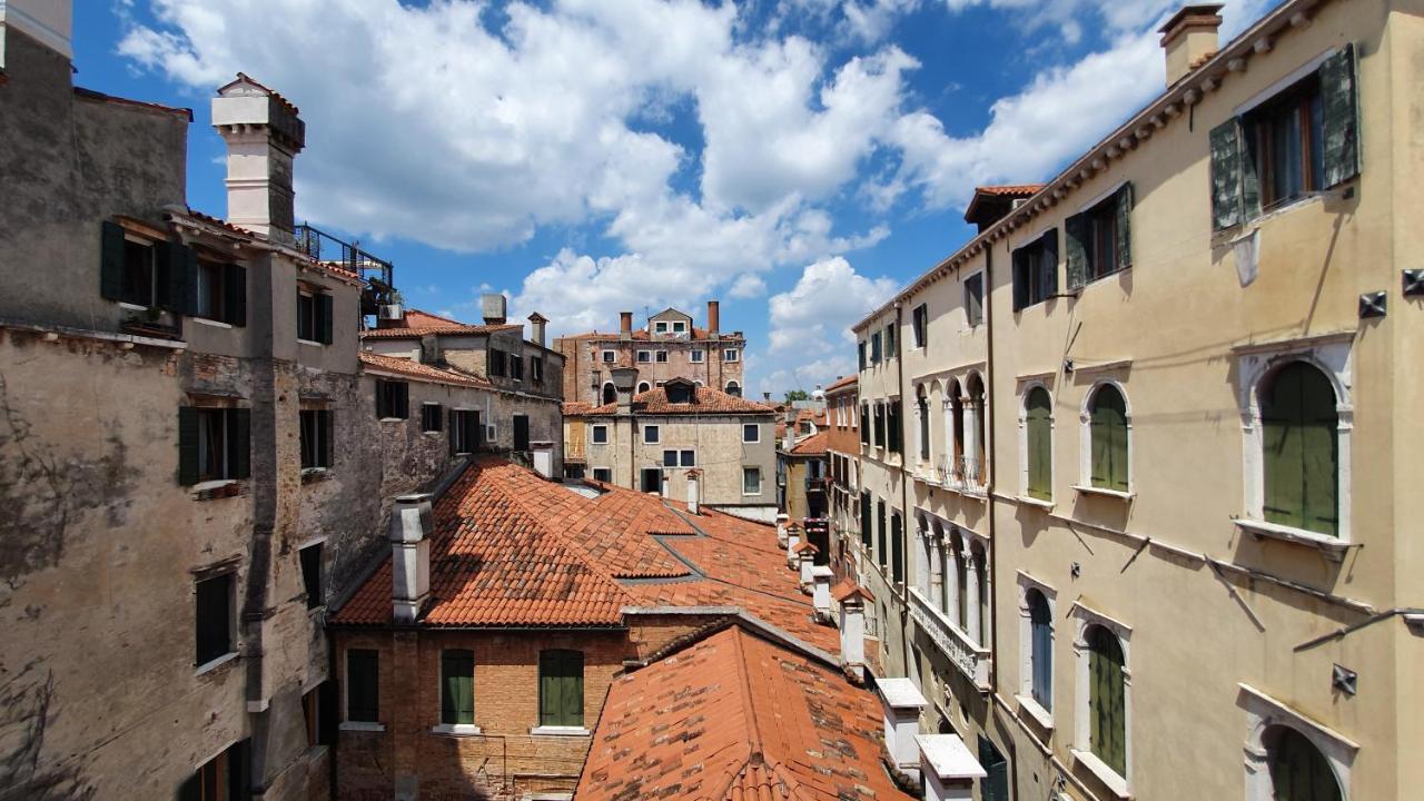 Wellvenice Campiello Luaran gambar